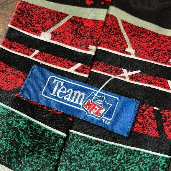 Vintage San Francisco SF 49ers Candlestick 100% silk football theme neck tie - Picture 7 of 7